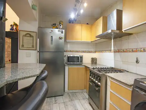 Depto Tipo Casa en Venta 50 años