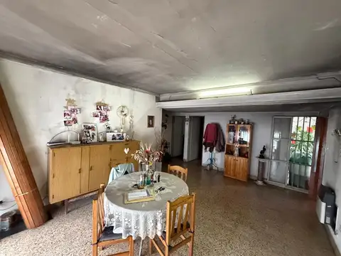 VENTA PH DE 3 DORMITORIOS COCHERA AV. URIBURU P.A.