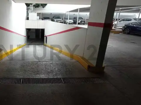 Vuelta De Obligado 2400, Piso 0
