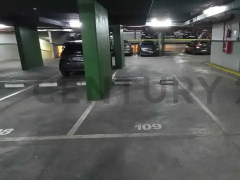 Vuelta De Obligado 2400, Piso 0