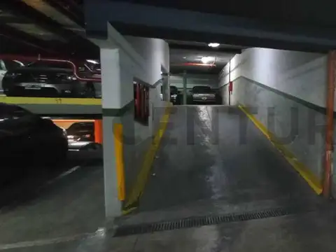 VENTA DE COCHERA.