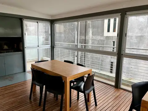 Departamento en Venta de Dos Dormitorios con Cochera en Barrio Martin-Rosario