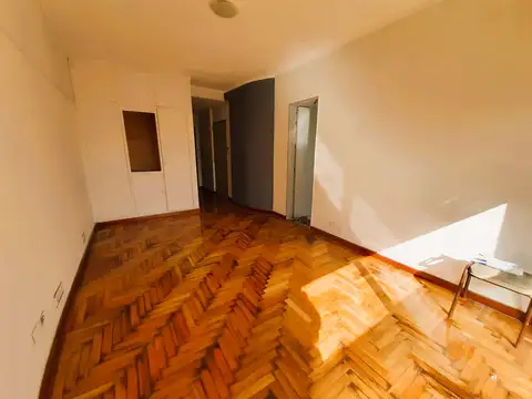 LUMINOSO DOS AMBIENTES EN ALQUILER EN BELGRANO