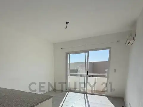 Avenida de Los Lagos 3100, Piso 0