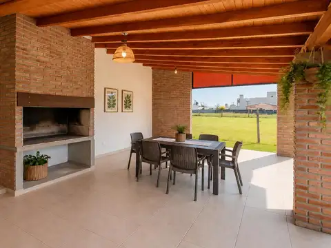 TDS 3 - Quincho y pileta sobre lote de esquina!