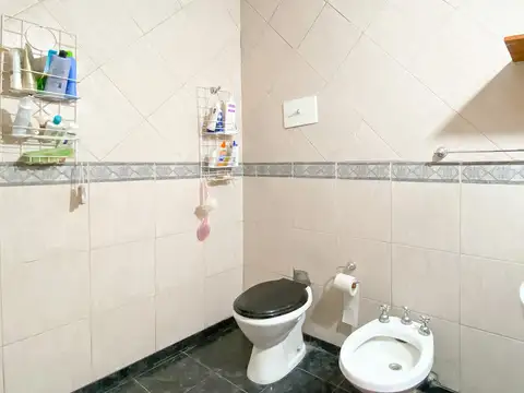 Local en Venta en Barrio España y Hospitales, USD 135.000
