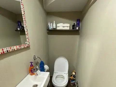 Casa 5 ambientes con 3 baños