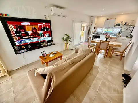 Casa en Venta en Laguna Azul, USD 99.000