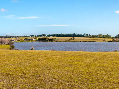 Terreno en Venta en Manantiales, USD 395.000