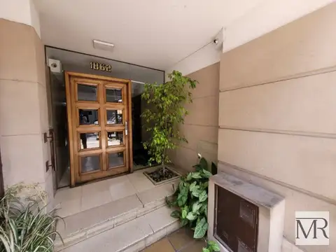 anatole france 1862 , Piso 9