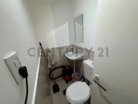 Roque Saenz Peña 900, Piso 0