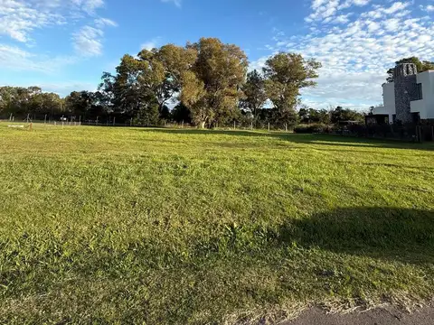 Terreno en Venta en City Bell, USD 300.000