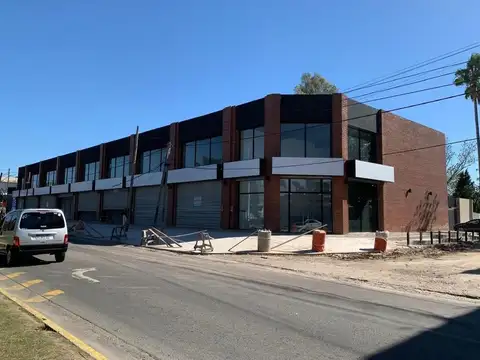 Local en Alquiler en Ezeiza, $ 3.300.000