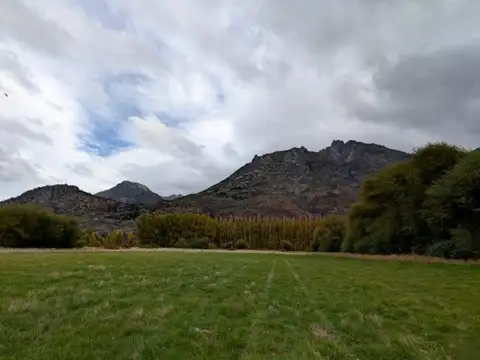 Fracción de 1.8 Ha sobre Ruta 40 - El Hoyo, Chubut