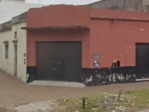 OPORTUNIDAD VENTA CASA A REFACCIONAR AVELLANEDA