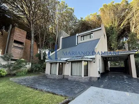Casa 3 Dormitorios en Venta en Pinamar Zona Golf