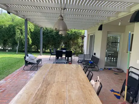 Casa en Venta en El Encuentro, USD 760.000