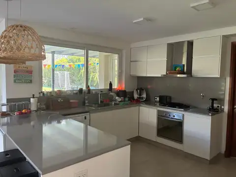 Casa en Venta en El Encuentro, USD 760.000