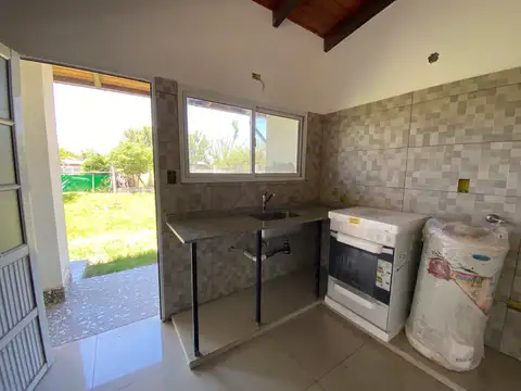 Casa 3 ambientes con 1 baño
