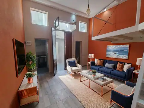 PH TIPO CASA RECICLADO A NUEVO. SIN EXPENSAS INCLAN 2700.-