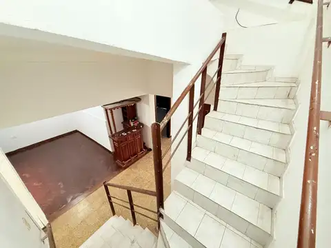 Depto Tipo Casa 4 ambientes con 2 baños