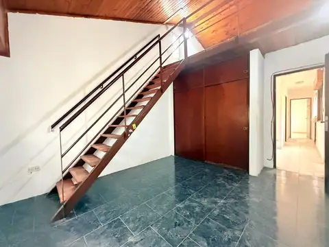 Depto Tipo Casa en Alquiler 51 años