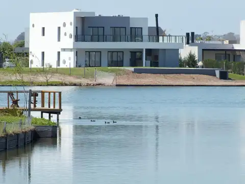 Terreno en Venta en San Sebastian, USD 37.000