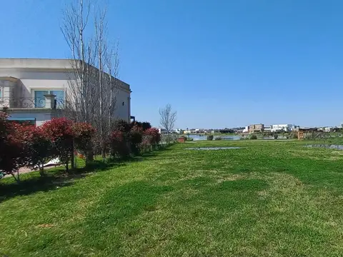 Terreno en Venta de 860,0 m2