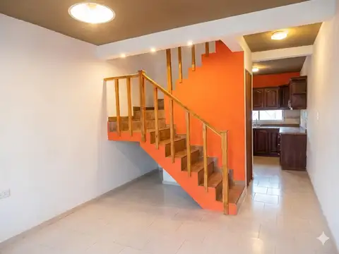 Depto Tipo Casa en Venta de 3 dormitorios