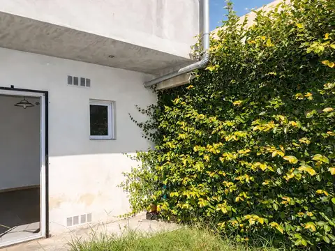 Duplex Apto Crédito Nación En Calle Gutierrez 500, Piso PB