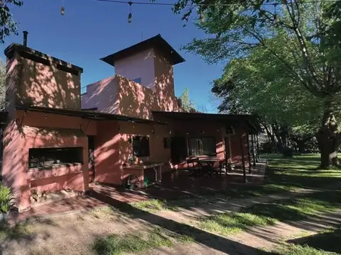 Campo en venta - 5 Dormitorios 3 Baños - Mercedes