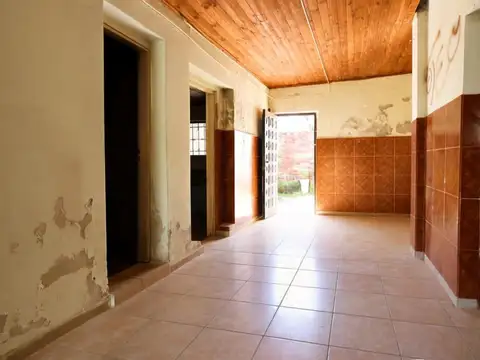 VENTA CASA A RECICLAR MICROCENTRO RESISTENCIA