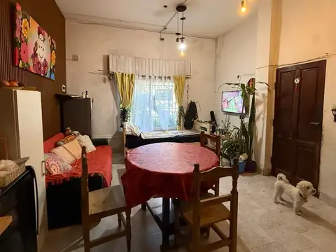 Depto Tipo Casa en Venta 60 años
