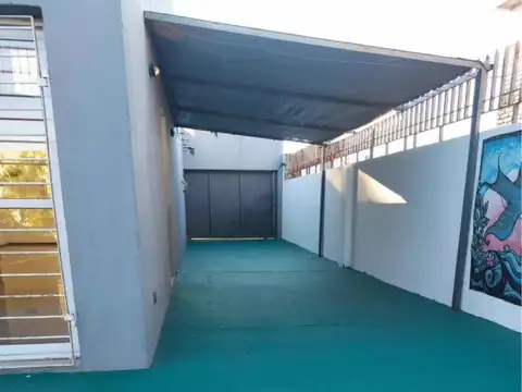 Casa apta a crédito / Permuta / Financiamiento