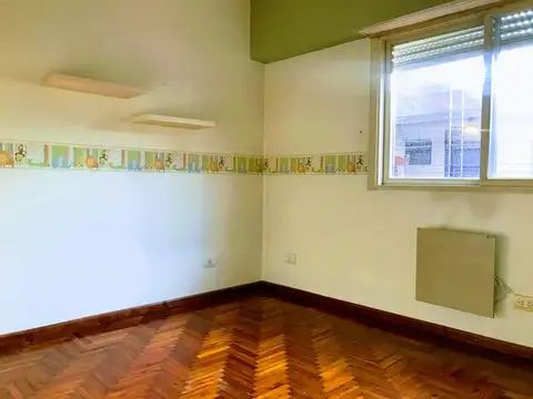 Depto Tipo Casa en Venta con 1 cocheras
