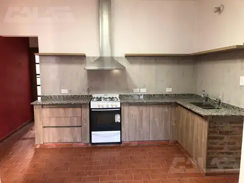 Depto Tipo Casa en Venta de 4 ambientes