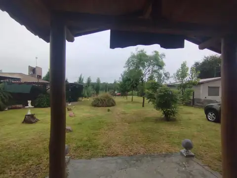 Casa 2 ambientes con 2 baños