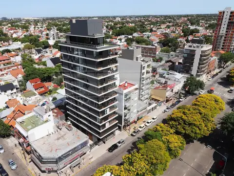 VENTA COCHERA LA LUCILA