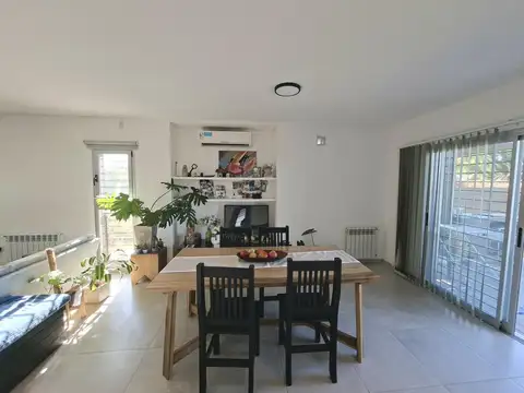 Depto Tipo Casa 4 ambientes con 1 baño