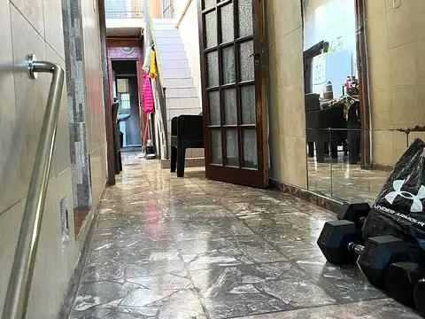 Depto Tipo Casa en Venta de 6 ambientes