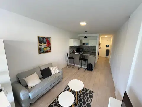 Excelente Monoambiente al frente con balcón