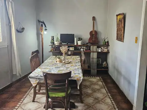 Depto Tipo Casa 4 ambientes con 1 baño
