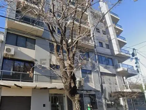 VENTA PISO  UNICO EN CABEZON 2488 Y ARTIGAS EN VILLA PUEYRREDON- APTO VIVIENDA-P