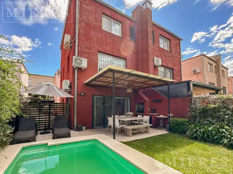 Casa en alquiler en el Barrio Cerrado La Esquina en San Isidro.