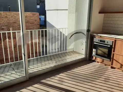 Nahuel Huapi 4600, Piso 2