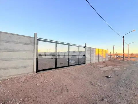EN VENTA TERRENO PIN CENTENARIO 1200 M2