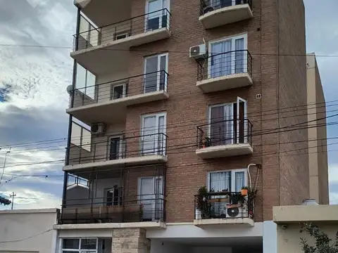 VENTA LOCAL COMERCIAL 30m2 - CENTRO, CIPOLLETTI