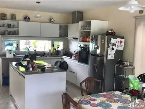 Casa en Venta en El Hornero, USD 250.000