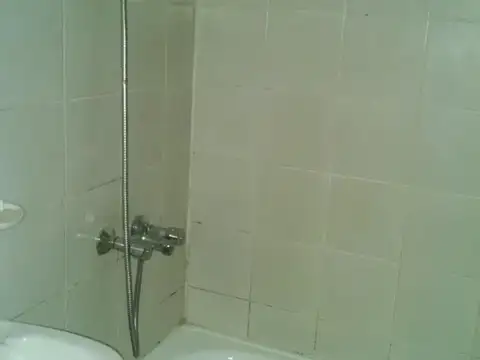 Alquiler de monoambiente en zona residencial