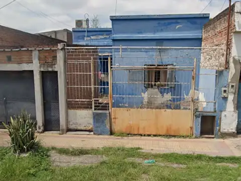 Venta Casa para remodelar- 2 dor-Acceso Norte.